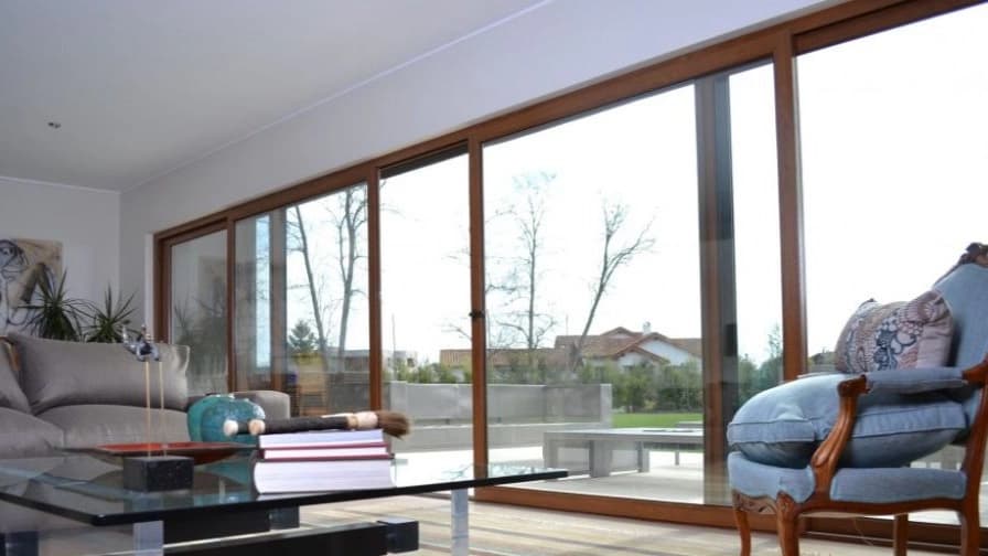 پنجره لیفت اند اسلاید (lift & slide) چیست و چه کاربردهایی دارد؟